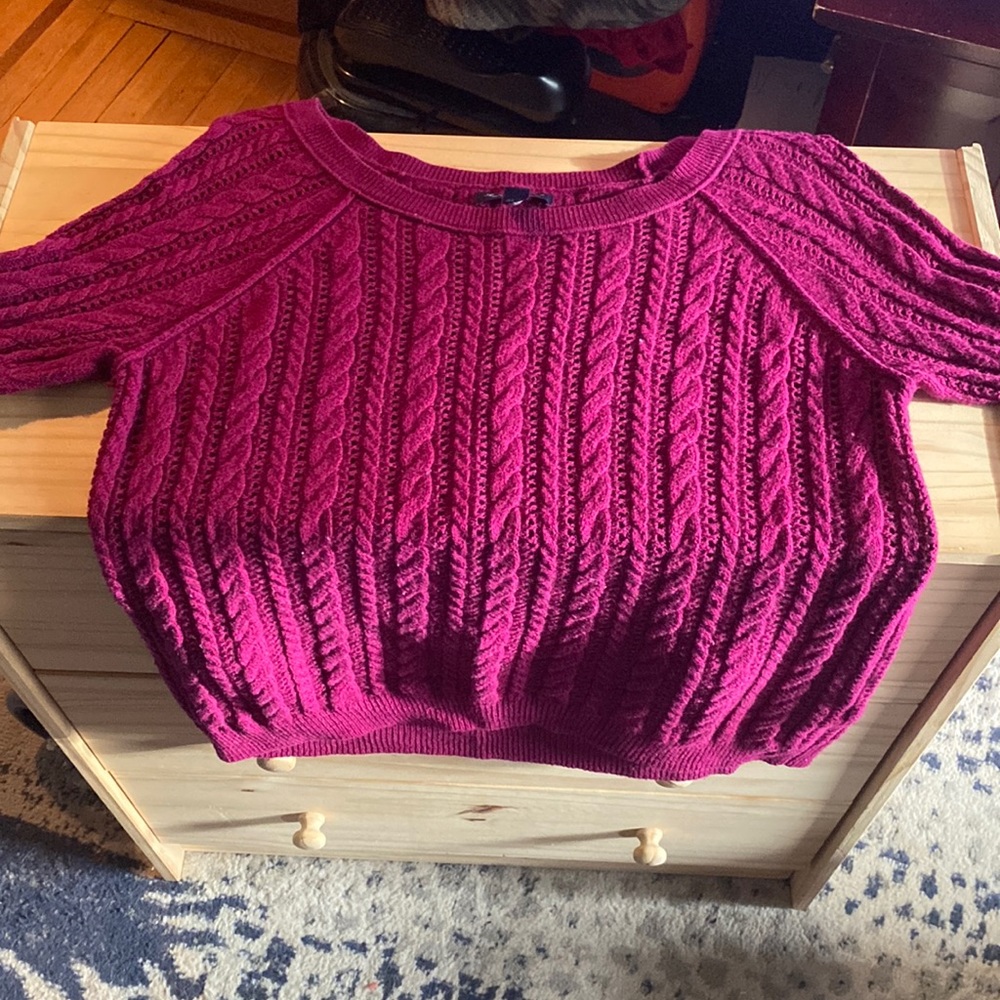 American eagle sweater size S